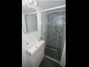 Apartments Marina - with parking : SA1(2) Split - Riviera Split  - Studio apartment - SA1(2): bathroom with toilet