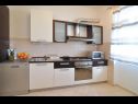 Apartments Karmen - close to the center : A1(4+2) Split - Riviera Split  - Apartment - A1(4+2): kitchen