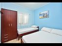 Apartments Sretan A1-Rogač(5+1), A2-Višnja(4+1), A3-Kiwi(2+1) Cove Ljubljeva (Vinisce) - Riviera Trogir  - Croatia - Apartment - A1-Rogač(5+1): bedroom