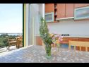 Apartments Ljuba - 200m from beach: A1 (2+2) ISTOČNI, A2(2+2) ZAPADNI Cove Ljubljeva (Vinisce) - Riviera Trogir  - Apartment - A1 (2+2) ISTOČNI: dining room