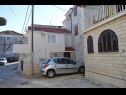 Apartments Mira 1 - Family Apartment: A Duje (2+1) Marina - Riviera Trogir  - parking (house and surroundings)