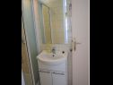 Apartments Mira 1 - Family Apartment: A Duje (2+1) Marina - Riviera Trogir  - Apartment - A Duje (2+1): bathroom