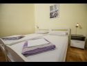 Apartments Jasna - 20m from the sea: A1(4+1), A2(4+1) Poljica (Marina) - Riviera Trogir  - Apartment - A2(4+1): bedroom