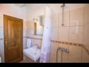 Apartments Jasna - 20m from the sea: A1(4+1), A2(4+1) Poljica (Marina) - Riviera Trogir  - Apartment - A2(4+1): bathroom with toilet