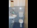 Apartments Luka - pet friendly A1(4+2) Seget Donji - Riviera Trogir  - Apartment - A1(4+2): bathroom with toilet