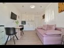 Apartments Kati - garden: A1(4), A2(2+1) Seget Donji - Riviera Trogir  - Apartment - A2(2+1): living room