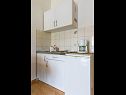 Apartments VV A1(2+1), A2(5), A3(7) Seget Vranjica - Riviera Trogir  - Apartment - A1(2+1): kitchen