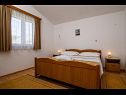 Apartments VV A1(2+1), A2(5), A3(7) Seget Vranjica - Riviera Trogir  - Apartment - A2(5): bedroom