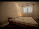 Apartments Kata - 100m from sea: A1(4+1), A2(2+2) Seget Vranjica - Riviera Trogir  - Apartment - A2(2+2): bedroom