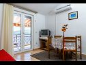 Apartments VV A1(2+1), A2(5), A3(7) Seget Vranjica - Riviera Trogir  - Apartment - A2(5): living room