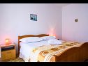 Apartments VV A1(2+1), A2(5), A3(7) Seget Vranjica - Riviera Trogir  - Apartment - A3(7): bedroom