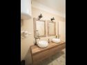 Apartments Ani - with pool and hot tub: A1(7), SA1 Zapadni(2), A2 Sjeverni(2), A3 Juzni(5) Seget Vranjica - Riviera Trogir  - Apartment - A1(7): bathroom with toilet