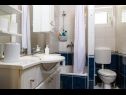 Apartments Stipe - 25m from the sea: A1(4+1) Sevid - Riviera Trogir  - Apartment - A1(4+1): bathroom with toilet