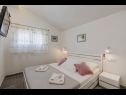 Holiday home Goldie - 30 m from beach: H(8+1) Sevid - Riviera Trogir  - Croatia - H(8+1): bedroom