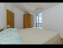 Apartments Mil - 80m from the sea A1(4+1), A2(2+2) Sevid - Riviera Trogir  - Apartment - A1(4+1): bedroom