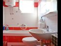 Apartments Sanda - 10 M from the beach : A1(6+1), A2(6+1) Trogir - Riviera Trogir  - Apartment - A2(6+1): bathroom with toilet