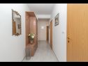 Apartments Marijan - beautiful view: A1(6) Trogir - Riviera Trogir  - Apartment - A1(6): hallway