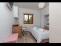 Apartments Marijan - beautiful view: A1(6) Trogir - Riviera Trogir  - Apartment - A1(6): bedroom