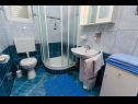 Apartments Iva - 150m from the beach: A1(4), A3(3), SA2(2) Trogir - Riviera Trogir  - Apartment - A1(4): bathroom with toilet