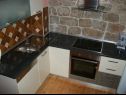 Apartments and rooms Jare - in old town R1 zelena(2), A2 gornji (2+2) Trogir - Riviera Trogir  - kitchen
