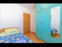 Apartments Mare - comfortable apartment : A1(5) Trogir - Riviera Trogir  - Apartment - A1(5): bedroom