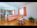 Apartments Mare - comfortable apartment : A1(5) Trogir - Riviera Trogir  - Apartment - A1(5): living room