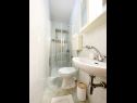 Apartments Mihaela - sea view : A1(5+1), A2(4), SA3(2) Trogir - Riviera Trogir  - Apartment - A1(5+1): bathroom with toilet