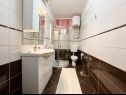 Apartments Mihaela - sea view : A1(5+1), A2(4), SA3(2) Trogir - Riviera Trogir  - Apartment - A2(4): bathroom with toilet