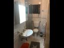 Apartments Ante - perfect sea view: A1(2+2), A2(2+2) Vinisce - Riviera Trogir  - Apartment - A1(2+2): bathroom with toilet