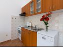 Apartments Miranda - quiet & next to the sea: A1(2+2), A2(2+2), A3(2+1), A4(2+1) Vinisce - Riviera Trogir  - Apartment - A3(2+1): kitchen