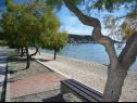 Apartments Fran - 30 m from sea : A1-veliki(5), A2-mali(3) Vinisce - Riviera Trogir  - beach