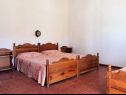 Apartments Petar - 30m from the sea: A1(7) Vinisce - Riviera Trogir  - Apartment - A1(7): bedroom