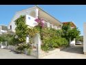 Apartments Paž - 28m from the beach: A1(4+2), A2(2+1), A3(4+1) Vinisce - Riviera Trogir  - house