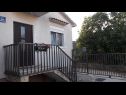 Apartments Branko - close to the sea : A1(4+1) Vinisce - Riviera Trogir  - house