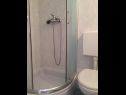 Apartments Sunce - next to the sea A1(4+1) Vinisce - Riviera Trogir  - Apartment - A1(4+1): bathroom with toilet
