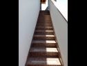 Holiday home More - garden shower: H(10+2) Vinisce - Riviera Trogir  - Croatia - staircase