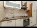 Holiday home More - garden shower: H(10+2) Vinisce - Riviera Trogir  - Croatia - H(10+2): kitchen