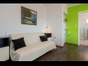 Apartments Ivo - beach nearby: A1(2+3), A2(2+2), A3(4+1) Vinisce - Riviera Trogir  - Apartment - A1(2+3): living room