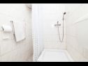 Holiday home Villa Vinko - with four rooms: H(8) Cove Voluja (Vinisce) - Riviera Trogir  - Croatia - H(8): bathroom with toilet