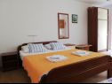 Apartments Nada - 100 m from beach: A1 Lijevi(2), A2 Desni (2), SA4 Mali(2) Kali - Island Ugljan  - Studio apartment - SA4 Mali(2): bedroom