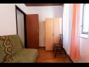 Apartments Din - 40 m from sea: A1(5+1), A2(2+1), A3(2+1), A4(2+2), A5(2+2) Kukljica - Island Ugljan  - Apartment - A1(5+1): living room