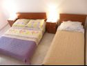 Apartments Srećko - close to center with terrace: A1(2+1), A2(5) Kukljica - Island Ugljan  - Apartment - A2(5): bedroom