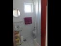 Apartments Edi - 40 m from beach: SA1(3), SA2(2), SA3(3), SA4(2) Poljana - Island Ugljan  - Studio apartment - SA3(3): bathroom with toilet