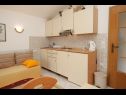 Apartments Kostarina A1(2+1), A2(2+1), A3(2+1) Preko - Island Ugljan  - Apartment - A2(2+1): kitchen and dining room