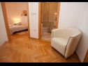 Apartments Sora - 80 m from sea: A1(2+1), A2(4+2) Preko - Island Ugljan  - Apartment - A2(4+2): hallway