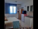 Apartments Renatare - close to the sea with parking: A1(2+1), A2(2+2) Ugljan - Island Ugljan  - Apartment - A2(2+2): kitchen and dining room