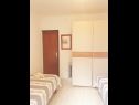Apartments Roko - big terasse: A1(4) Cove Rukavac - Island Vis  - Croatia - Apartment - A1(4): bedroom