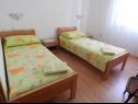 Apartments Zoki - great location close to the sea: A1 Zeleni(5), A2 Plavi(2+2) Vis - Island Vis  - Apartment - A1 Zeleni(5): bedroom