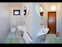 Apartments Julijana - economy apartment A1(6+1) Bibinje - Zadar riviera  - Apartment - A1(6+1): toilet