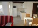 Apartments Ivan C A1(4+1), A2(4+1), A4(4+1), A3(4+1) Bibinje - Zadar riviera  - Apartment - A3(4+1): kitchen and dining room